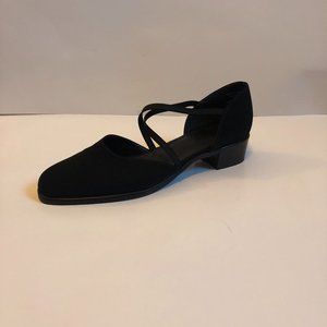 MUNRO American BLACK criss cross Strap Heels sz 10